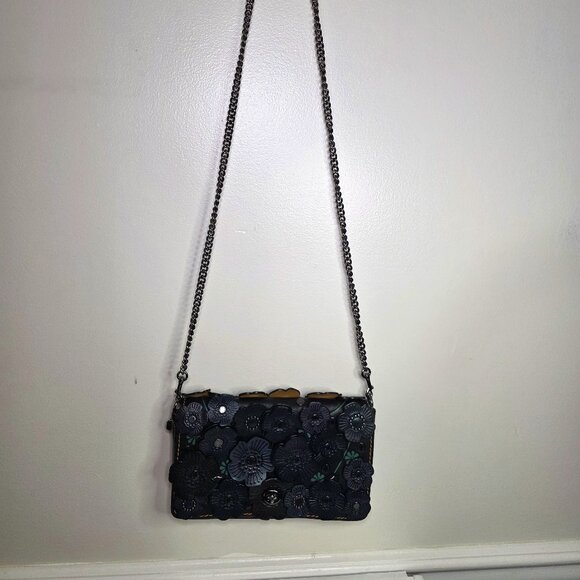 Coach Dinky With Tea Rose Crossbody Leather DK 20215 - Picture 2 of 15